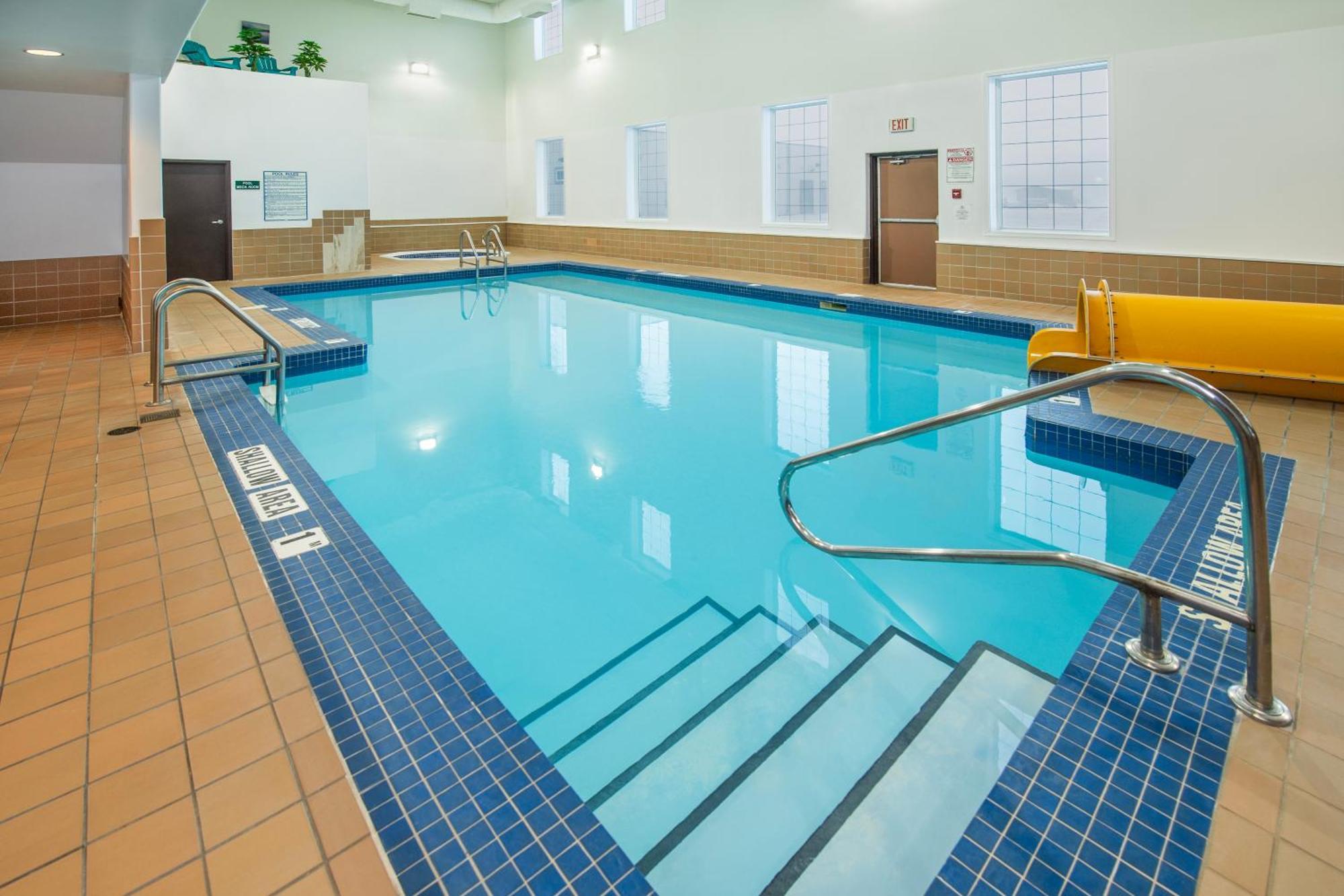 Quality Inn & Suites Lethbridge Esterno foto