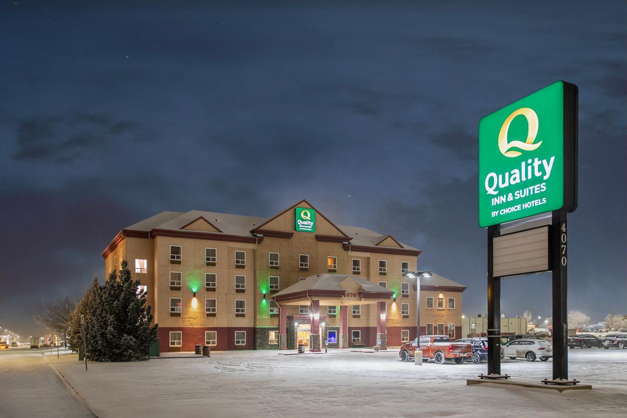 Quality Inn & Suites Lethbridge Esterno foto