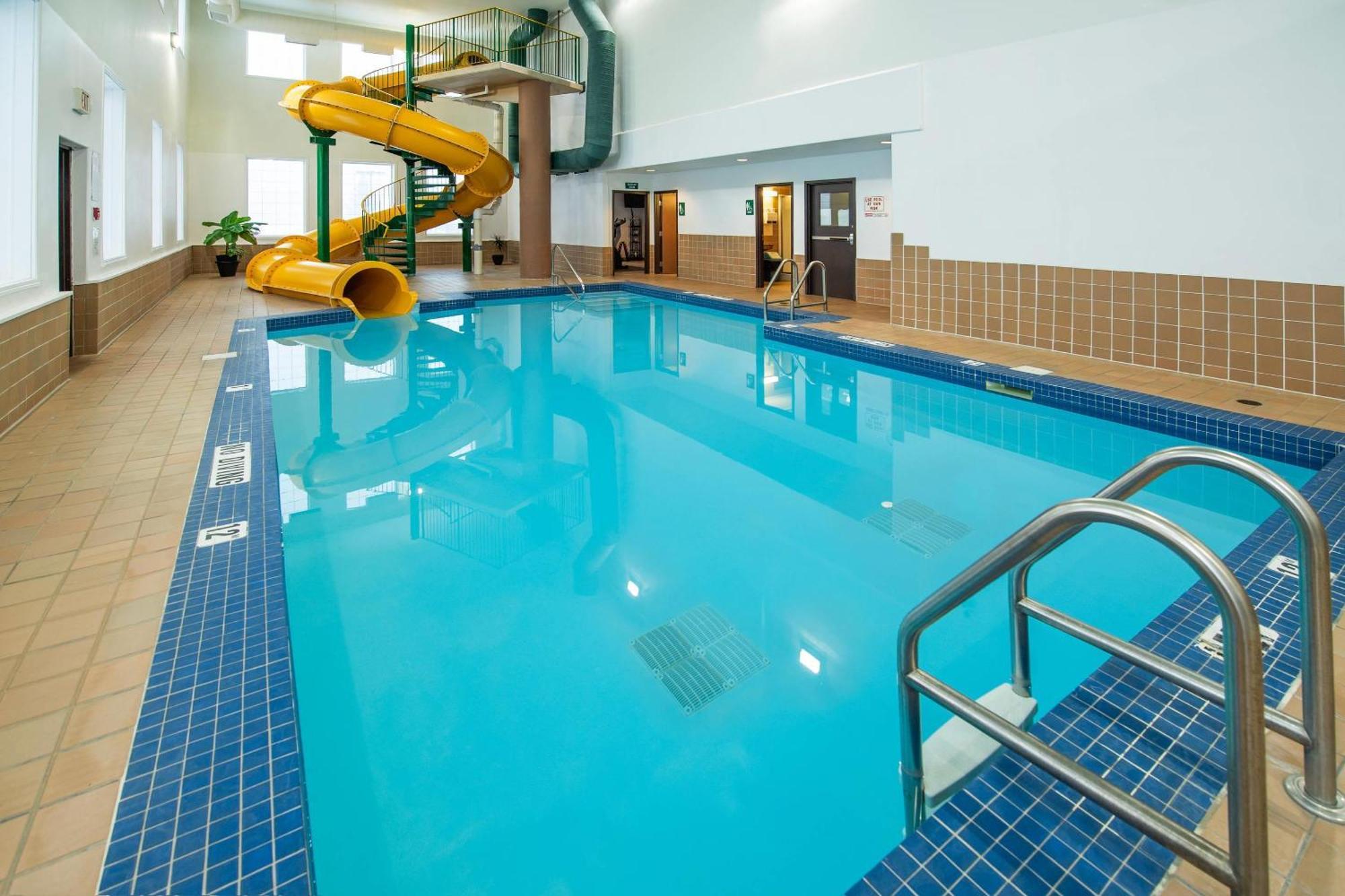 Quality Inn & Suites Lethbridge Esterno foto