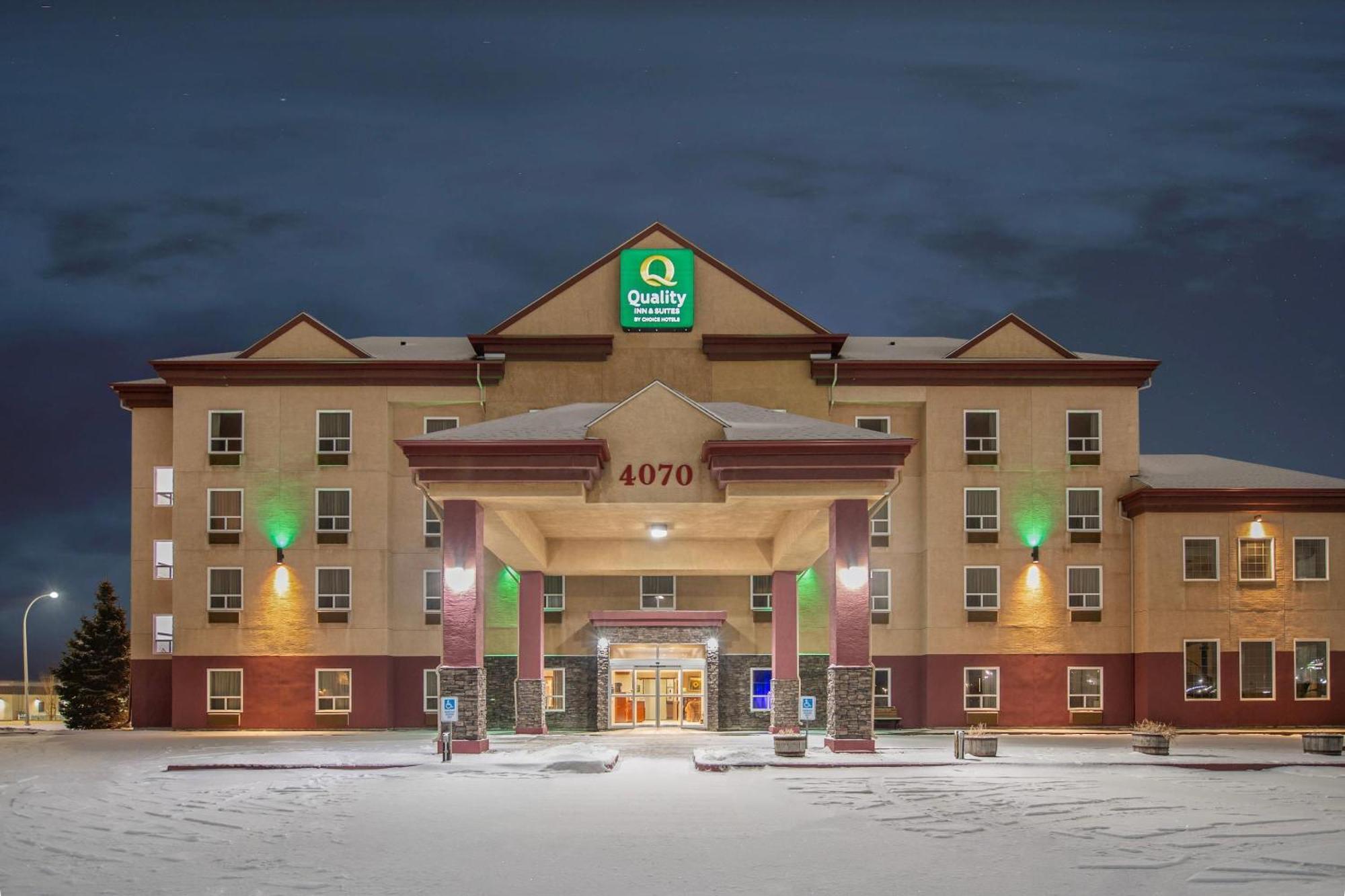 Quality Inn & Suites Lethbridge Esterno foto