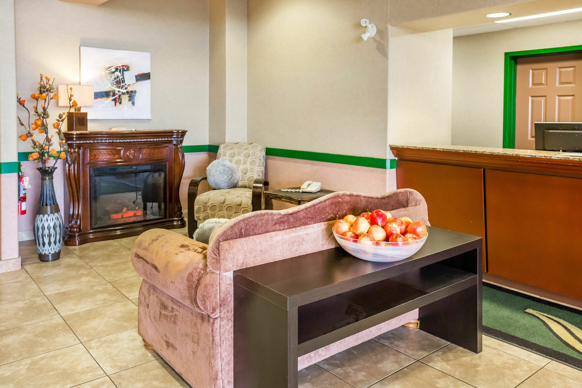 Quality Inn & Suites Lethbridge Esterno foto